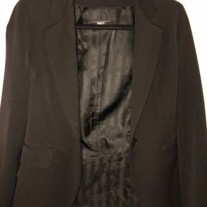 Barely worn Suzy Shier Blazer